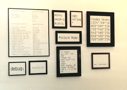 [Foto: Thomas Feuerstein: Dateiformate als Rahmenwerke. Acryl auf Leinwand. 1993]